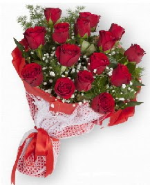 11 kırmızı gülden buket  Artvin güvenli kaliteli hızlı çiçek 